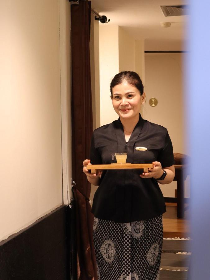 Hotel Santika Premiere Семаранг Экстерьер фото