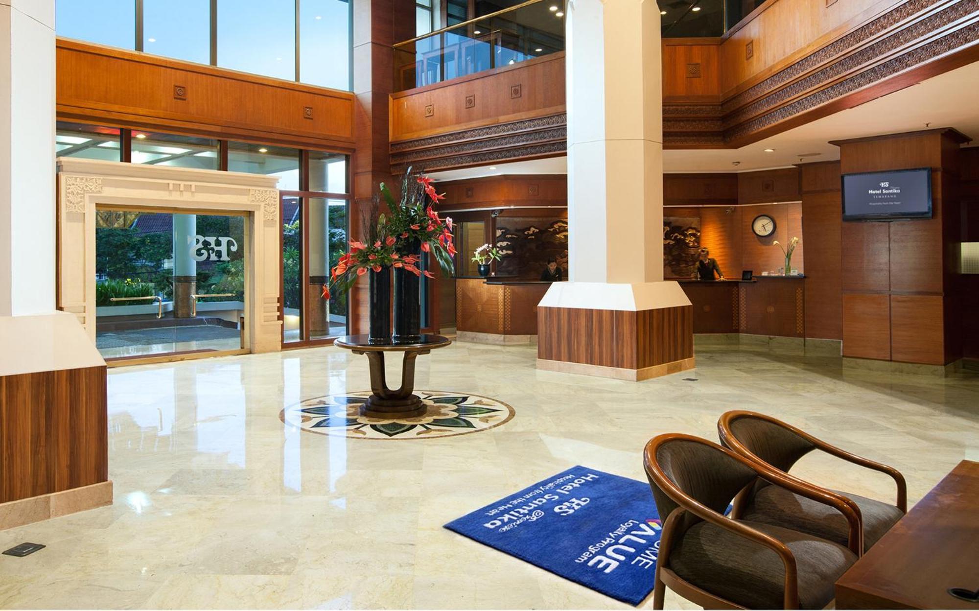 Hotel Santika Premiere Семаранг Экстерьер фото
